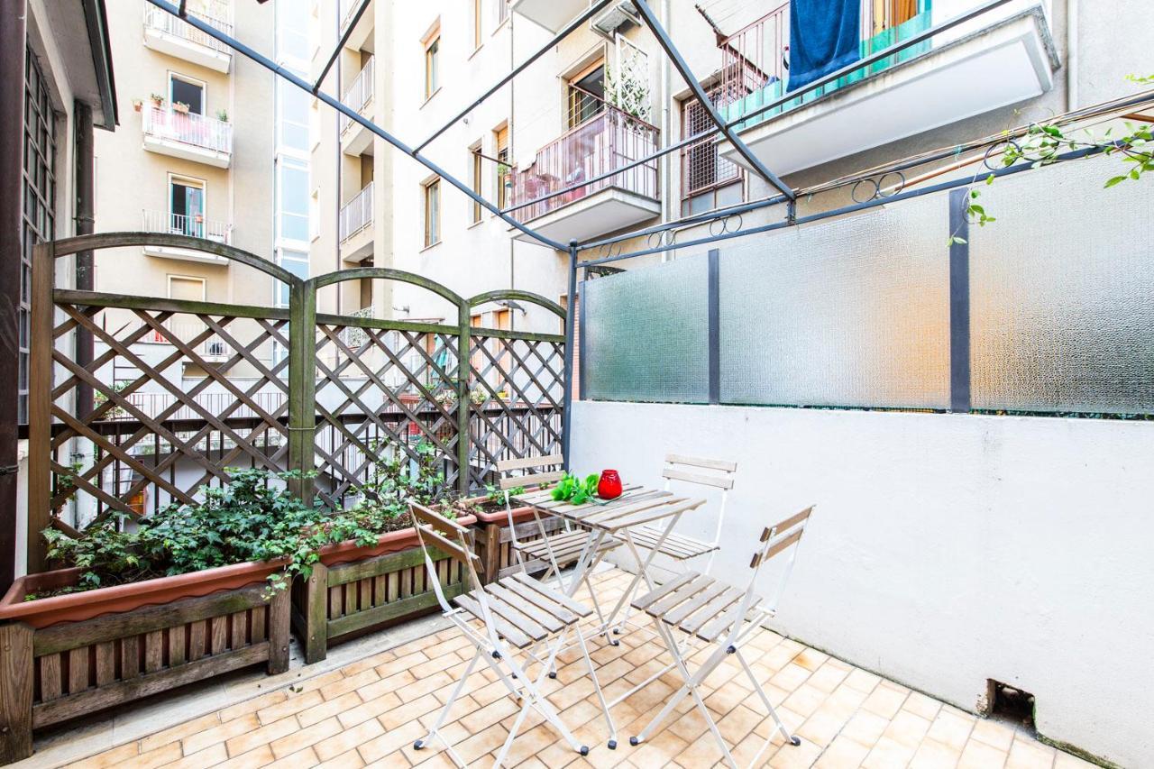 Extensive Terrace Navigli Toy Artistic Apartment Милан Экстерьер фото